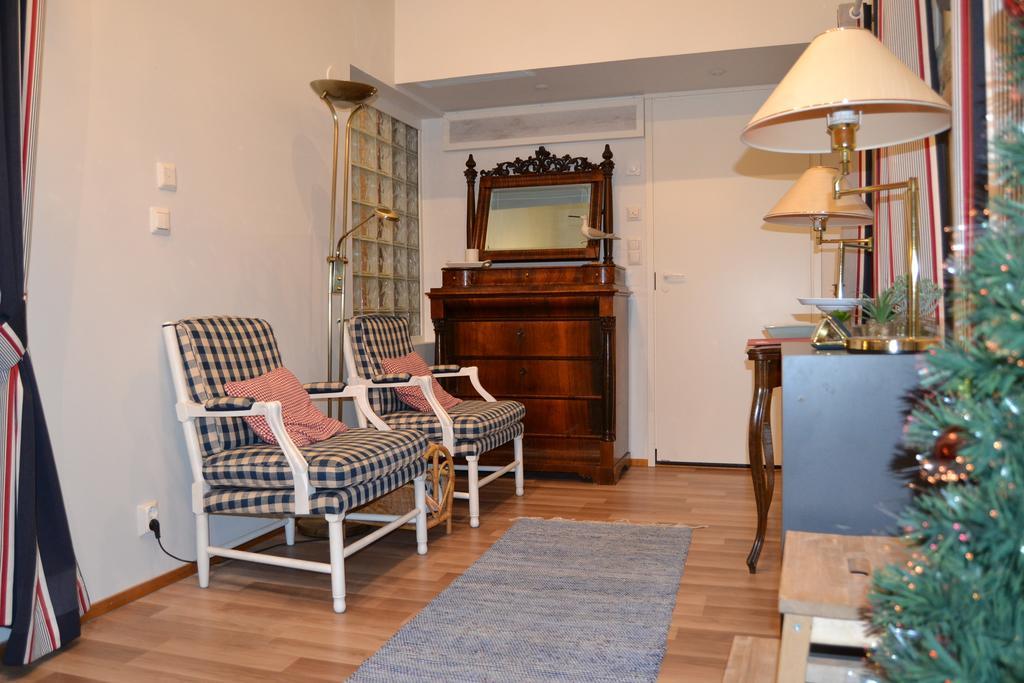 Villa Linnunlaulu Loparo Habitación foto